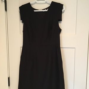 41 Hawthorn Little Black Dress - M